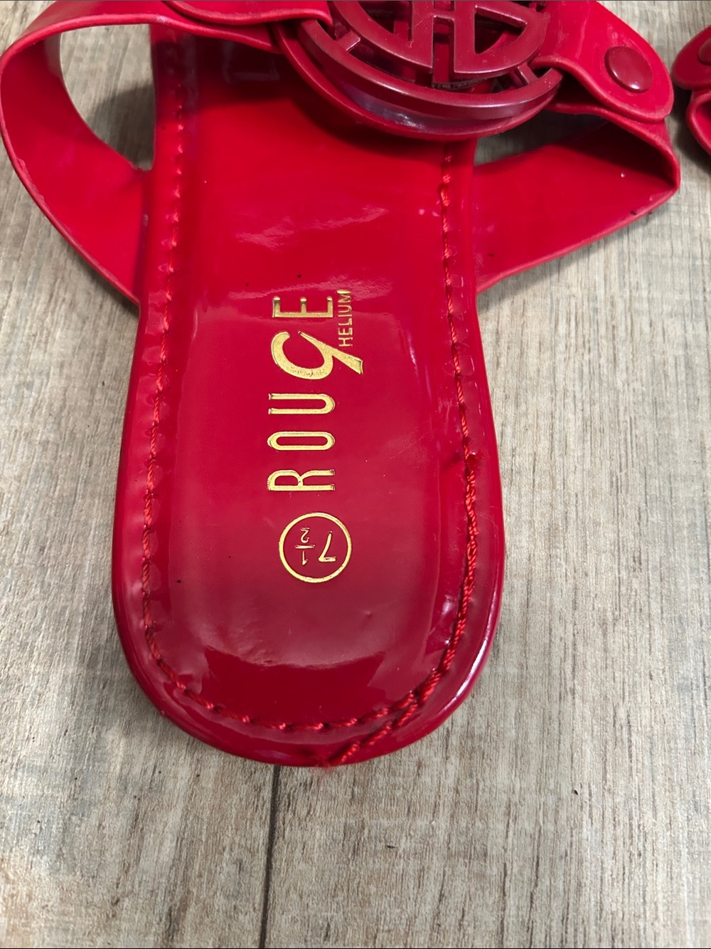 Rouge Helium Red Patent Thong Sandals with Decorative Medallion Accent - Picture 2 of 5